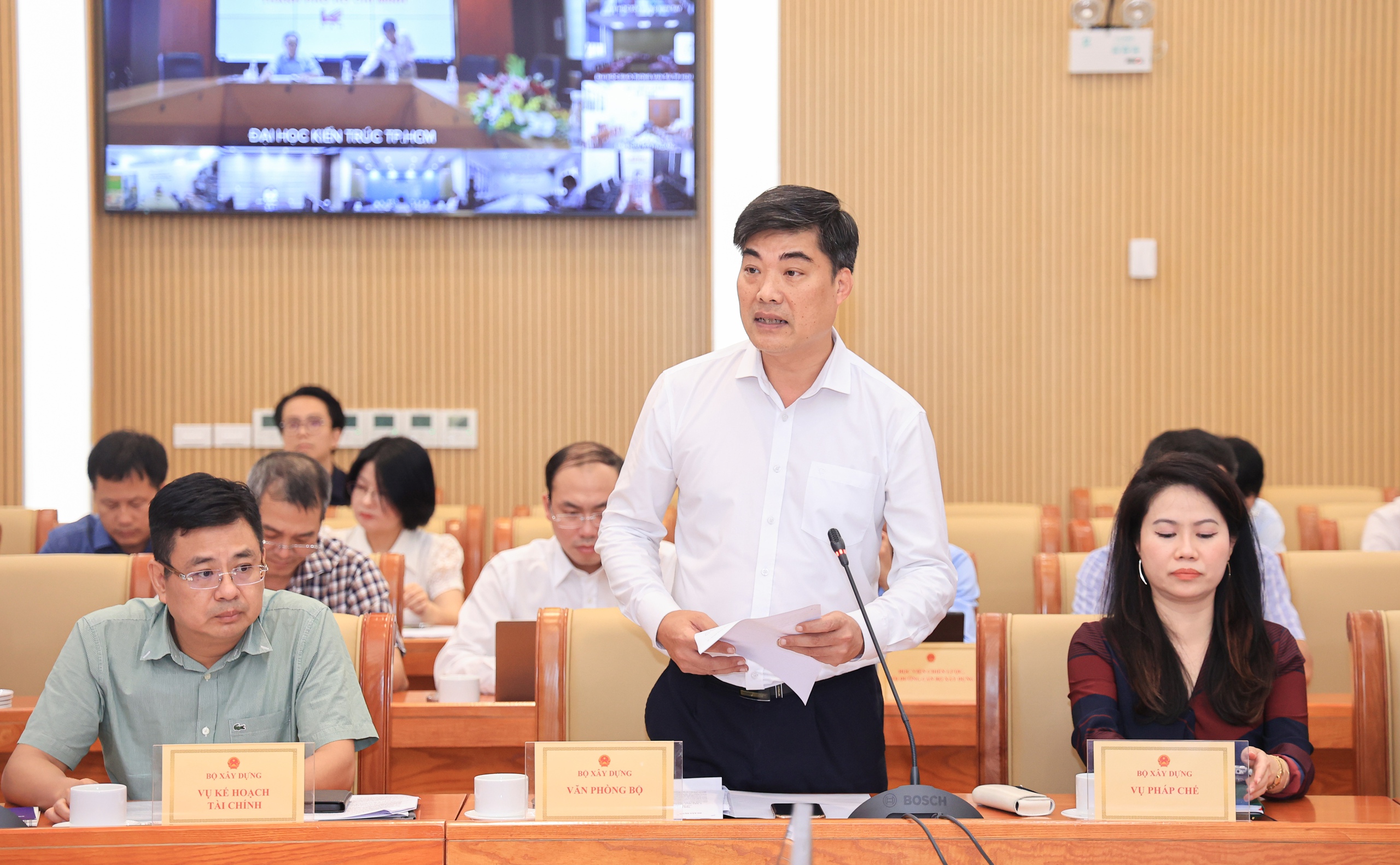 Bộ trưởng Trần Hồng Minh: Đến năm 2030, phấn đấu hoàn thành hơn 1 triệu căn nhà ở xã hội- Ảnh 3.