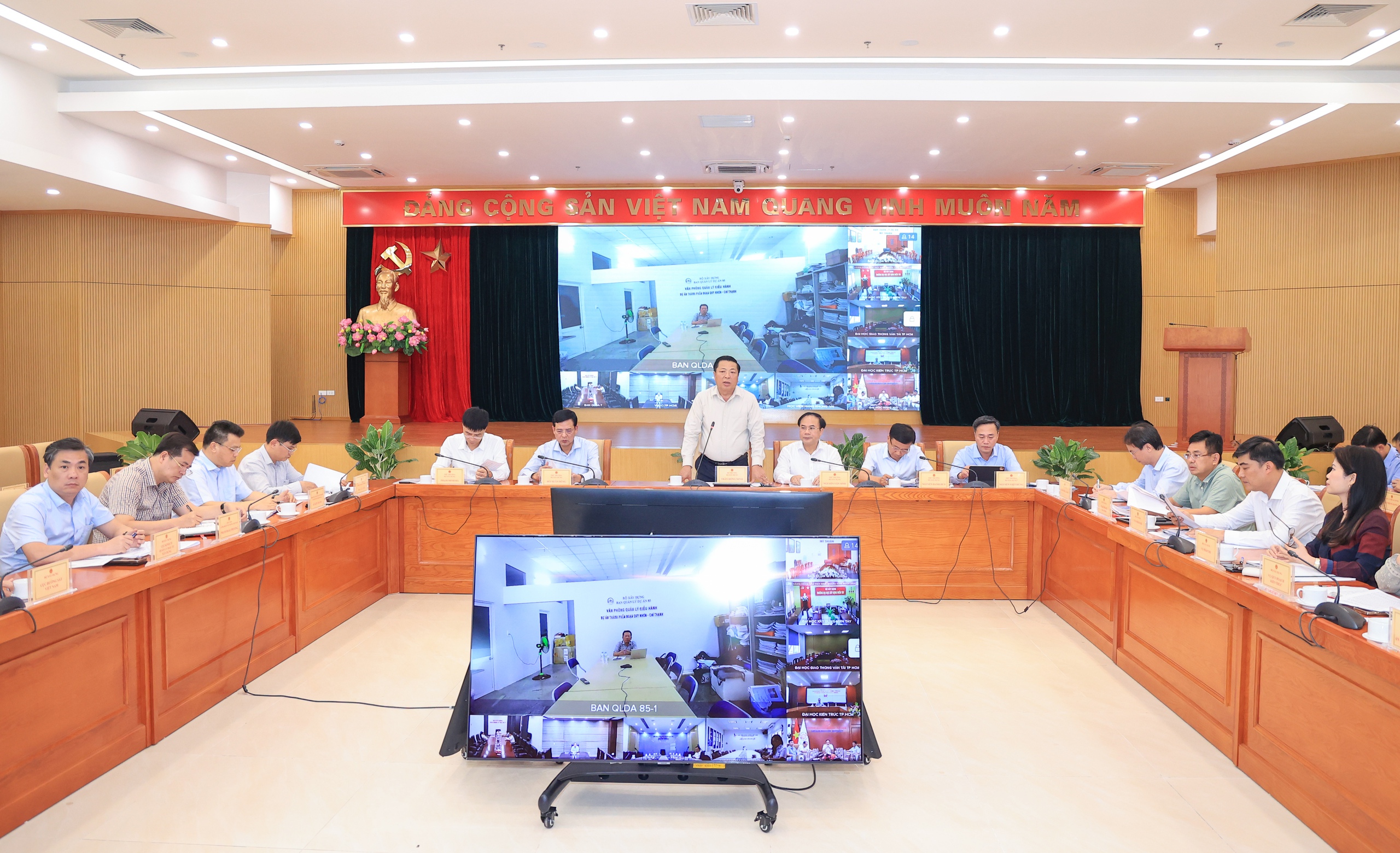 Bộ trưởng Trần Hồng Minh: Đến năm 2030, phấn đấu hoàn thành hơn 1 triệu căn nhà ở xã hội- Ảnh 2.