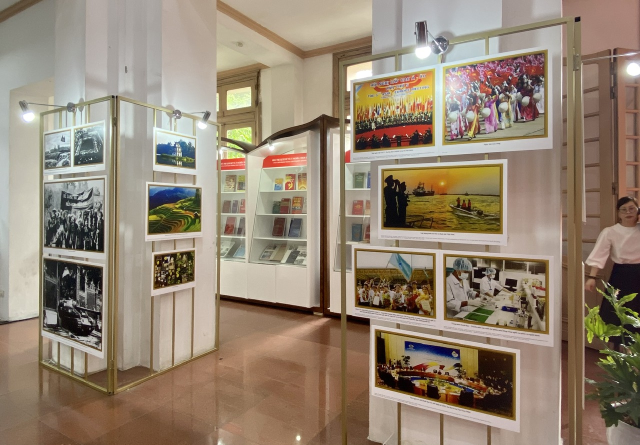 Nơi gặp gỡ quá khứ - hiện tại từ Triển lãm “Mùa thu độc lập và khát vọng phồn vinh"- Ảnh 6.