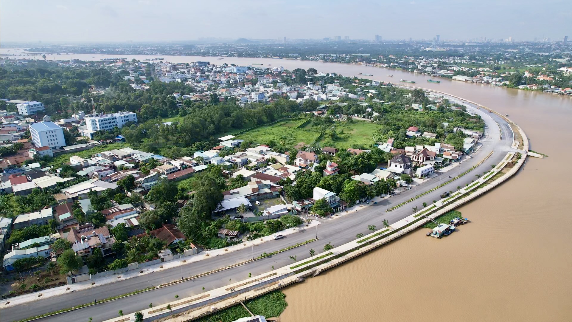 Phó Thủ tướng Hồ Đức Phớc: Đồng Nai sẽ sớm gia nhập tốp đầu cả nước về tăng trưởng kinh tế- Ảnh 5.