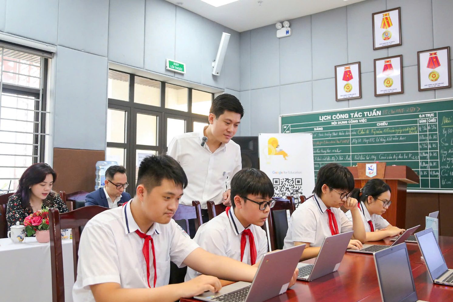 Đề nghị loạt biện pháp tháo gỡ khó khăn cho giáo dục khi chuyển sang chính quyền hai cấp- Ảnh 1.