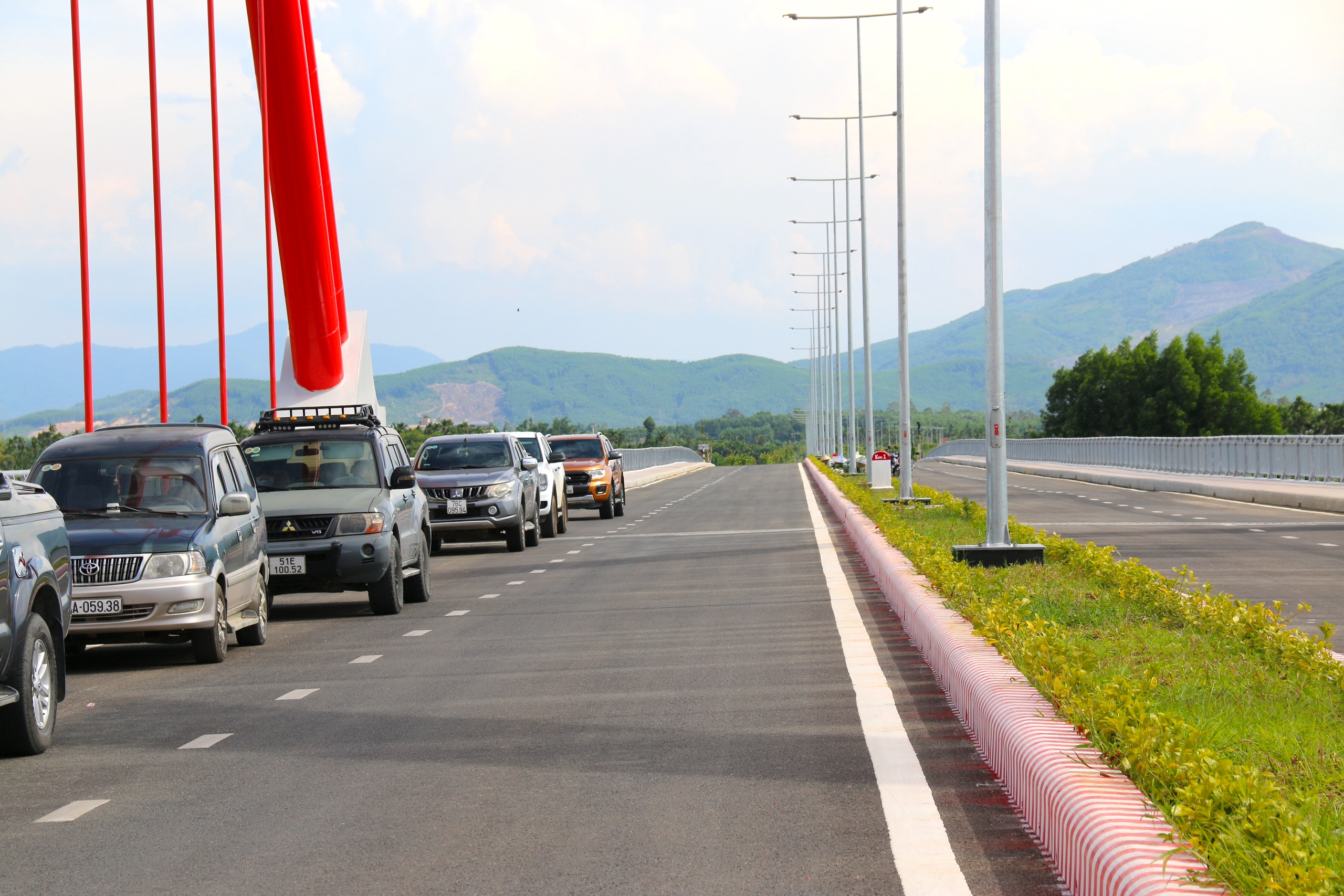 Quảng Ngãi: Khẩn trương nghiệm thu, bàn giao để thông xe cầu Trà Khúc 3- Ảnh 3.