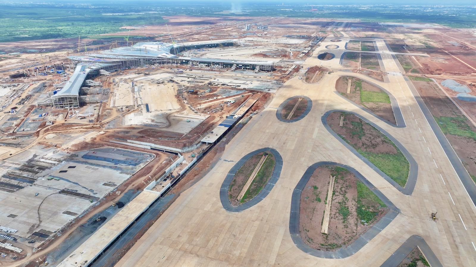 Phó Thủ tướng Hồ Đức Phớc: Đồng Nai sẽ sớm gia nhập tốp đầu cả nước về tăng trưởng kinh tế- Ảnh 3.