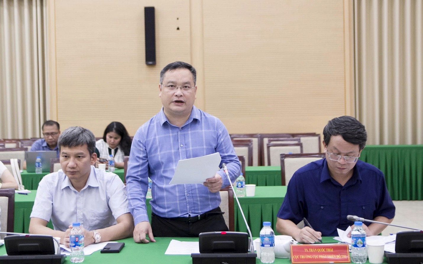 Thứ trưởng Nguyễn Tường Văn: Tạo khung pháp lý đồng bộ trong phát triển đô thị thông minh- Ảnh 3.