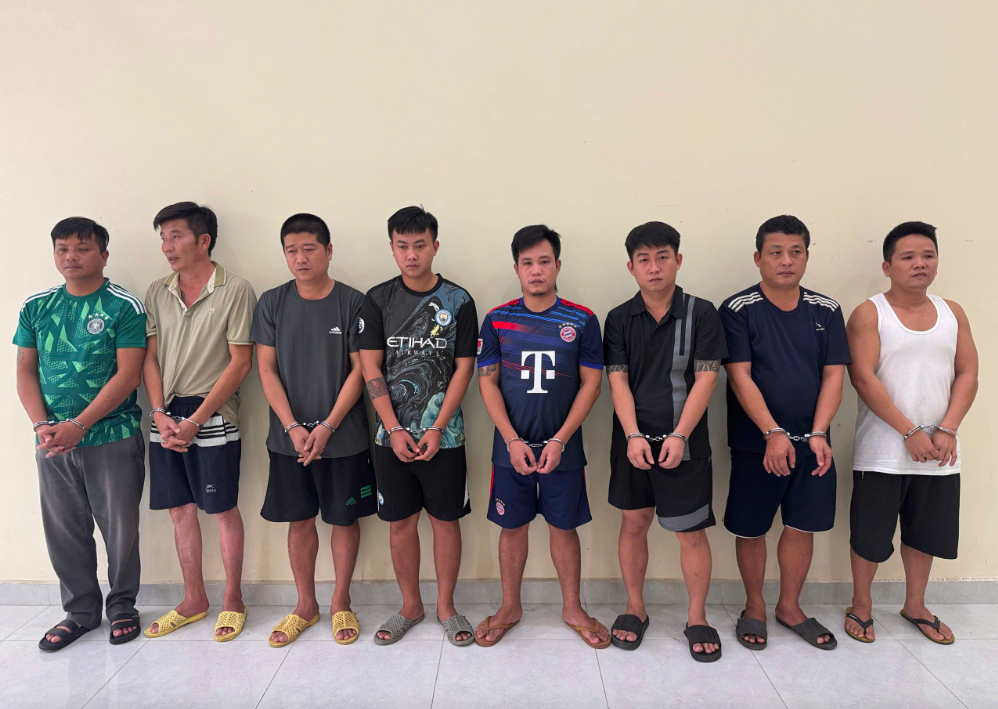 TP.HCM: Bắt tạm giam nhiều đối tượng sang chiết, làm giả 9 nhãn hiệu gas- Ảnh 1.