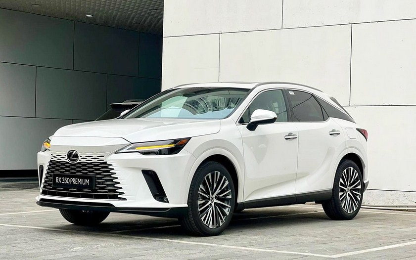 Top 10 xe Hybrid hạng sang giữ giá nhất năm 2025