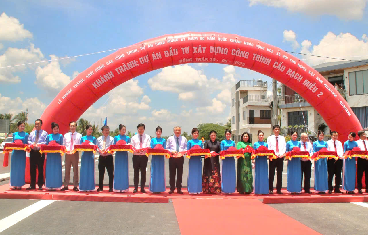 Cầu Rạch Miễu 2 - Nhịp nối hôm nay, động lực ngày mai- Ảnh 1.