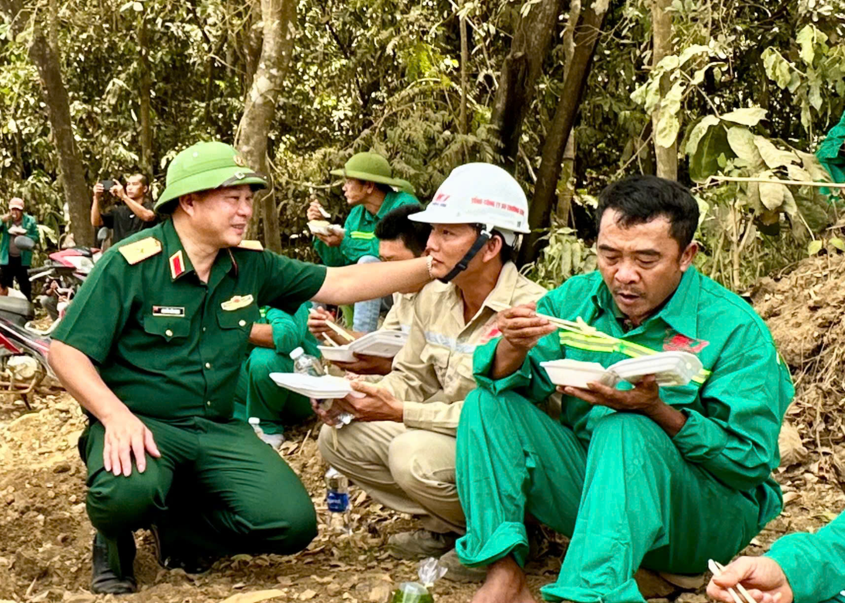 Hành trình vượt khó cho giờ thông xe cao tốc Hoài Nhơn - Quy Nhơn- Ảnh 1.