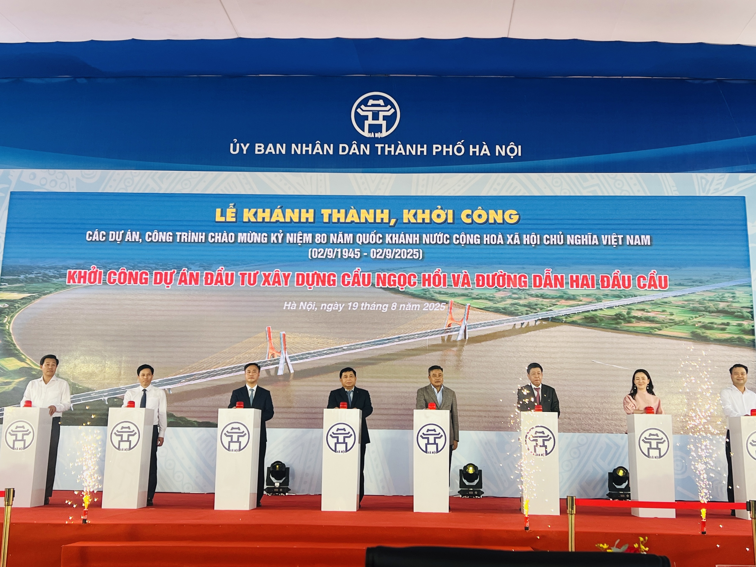 Khởi công cầu Ngọc Hồi - "Cổng mặt trời" cửa ngõ Thủ đô- Ảnh 1.