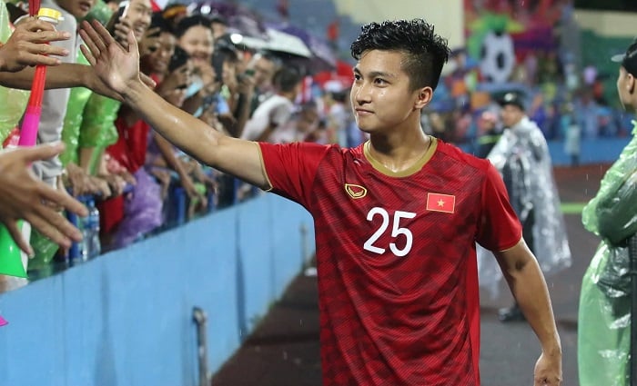 Cầu thủ Việt kiều từng khoác áo U23 Việt Nam giải nghệ ở tuổi 27- Ảnh 1.