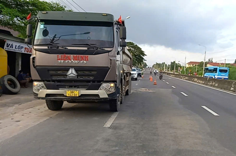 Hiện trường vụ tai nạn khiến một người tử vong. Hiện trường vụ tai nạn khiến một người tử vong.