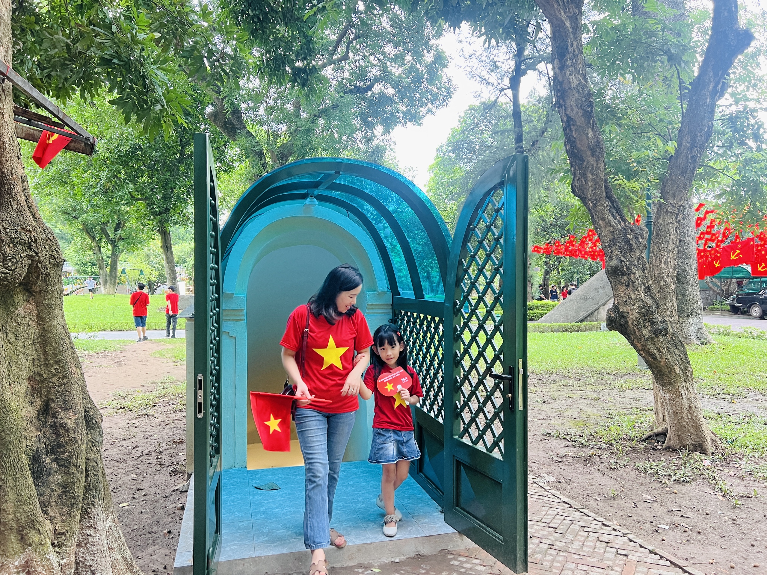 Khám phá hầm bí mật trong lòng Hoàng thành Thăng Long lần đầu mở cửa- Ảnh 15. Khám phá hầm bí mật trong lòng Hoàng thành Thăng Long lần đầu mở cửa- Ảnh 15.