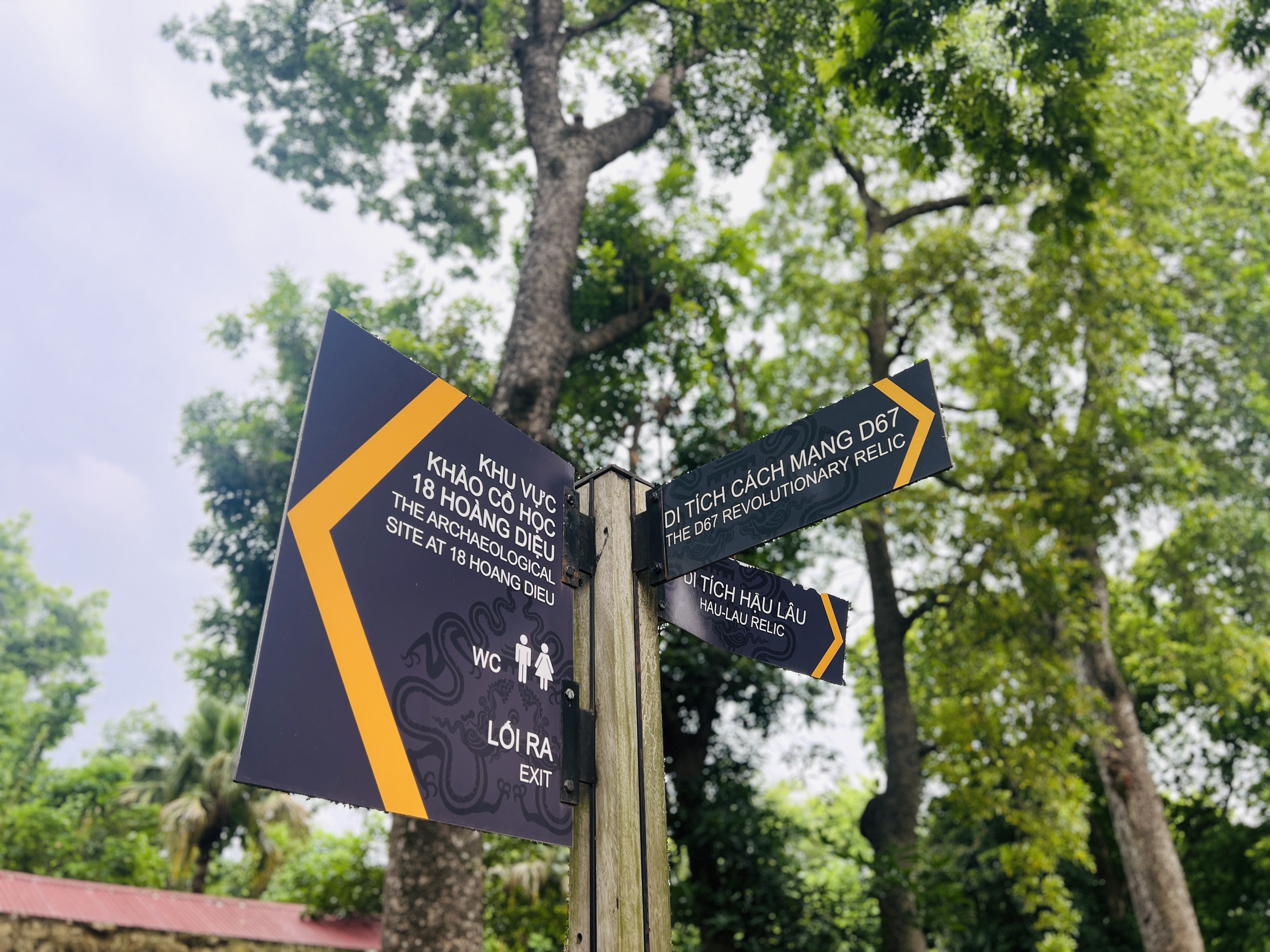 Khám phá hầm bí mật trong lòng Hoàng thành Thăng Long lần đầu mở cửa- Ảnh 3. Khám phá hầm bí mật trong lòng Hoàng thành Thăng Long lần đầu mở cửa- Ảnh 3.
