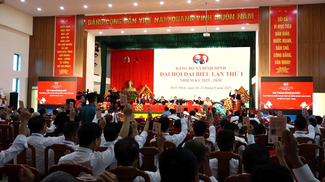 Bình Minh phát huy lợi thế cửa ngõ, mục tiêu trở thành vùng động lực phía Nam Thủ đô- Ảnh 2. Bình Minh phát huy lợi thế cửa ngõ, mục tiêu trở thành vùng động lực phía Nam Thủ đô- Ảnh 2.