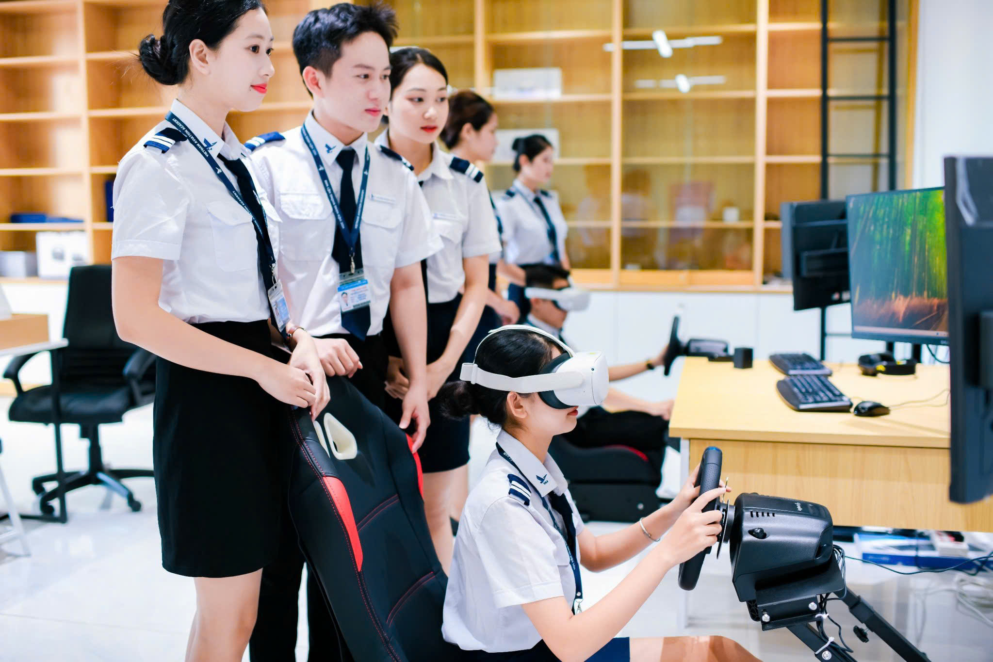 Học viện Hàng không Việt Nam công bố điểm chuẩn 2025: Cao nhất 27, thấp nhất 18- Ảnh 1. Học viện Hàng không Việt Nam công bố điểm chuẩn 2025: Cao nhất 27, thấp nhất 18- Ảnh 1.