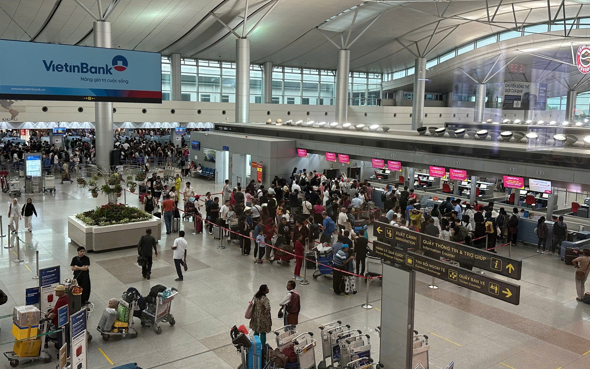 Ga T3 &ldquo;chia lửa&rdquo;, T&acirc;n Sơn Nhất sẵn s&agrave;ng cao điểm Quốc kh&aacute;nh với 130.000 kh&aacute;ch/ng&agrave;y