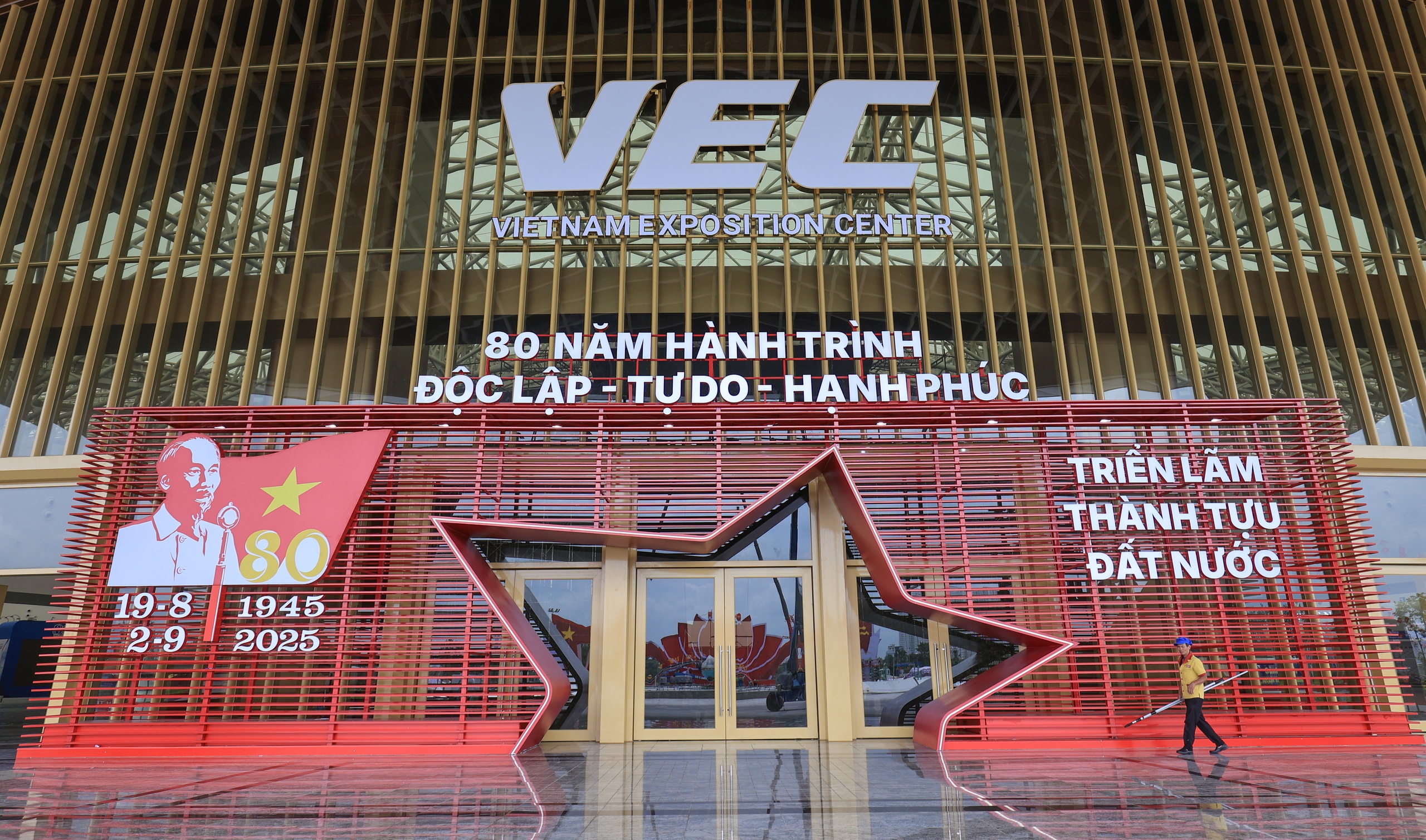 Thành tựu đất nước qua “80 năm hành trình Độc lập - Tự do - Hạnh phúc”- Ảnh 1. Thành tựu đất nước qua “80 năm hành trình Độc lập - Tự do - Hạnh phúc”- Ảnh 1.
