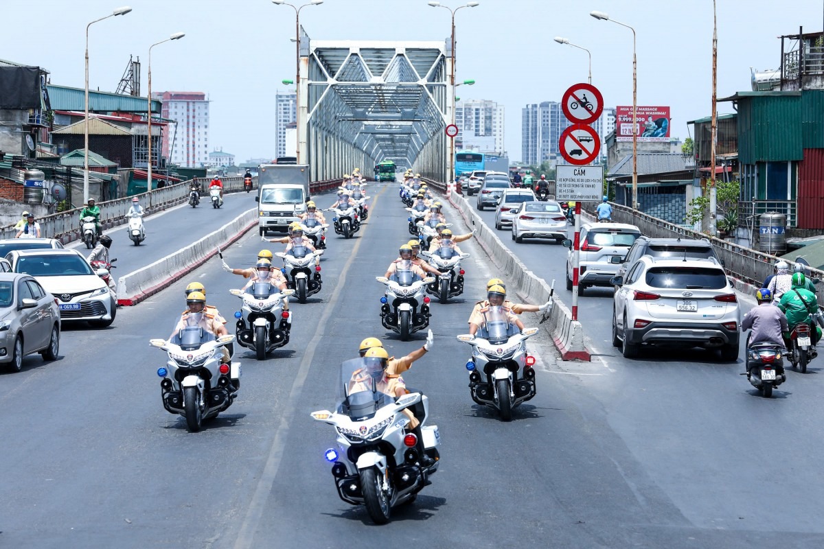 Hà Nội: Cấm một số tuyến đường để phục vụ tổng hợp luyện vào tối 24/8- Ảnh 1. Hà Nội: Cấm một số tuyến đường để phục vụ tổng hợp luyện vào tối 24/8- Ảnh 1.