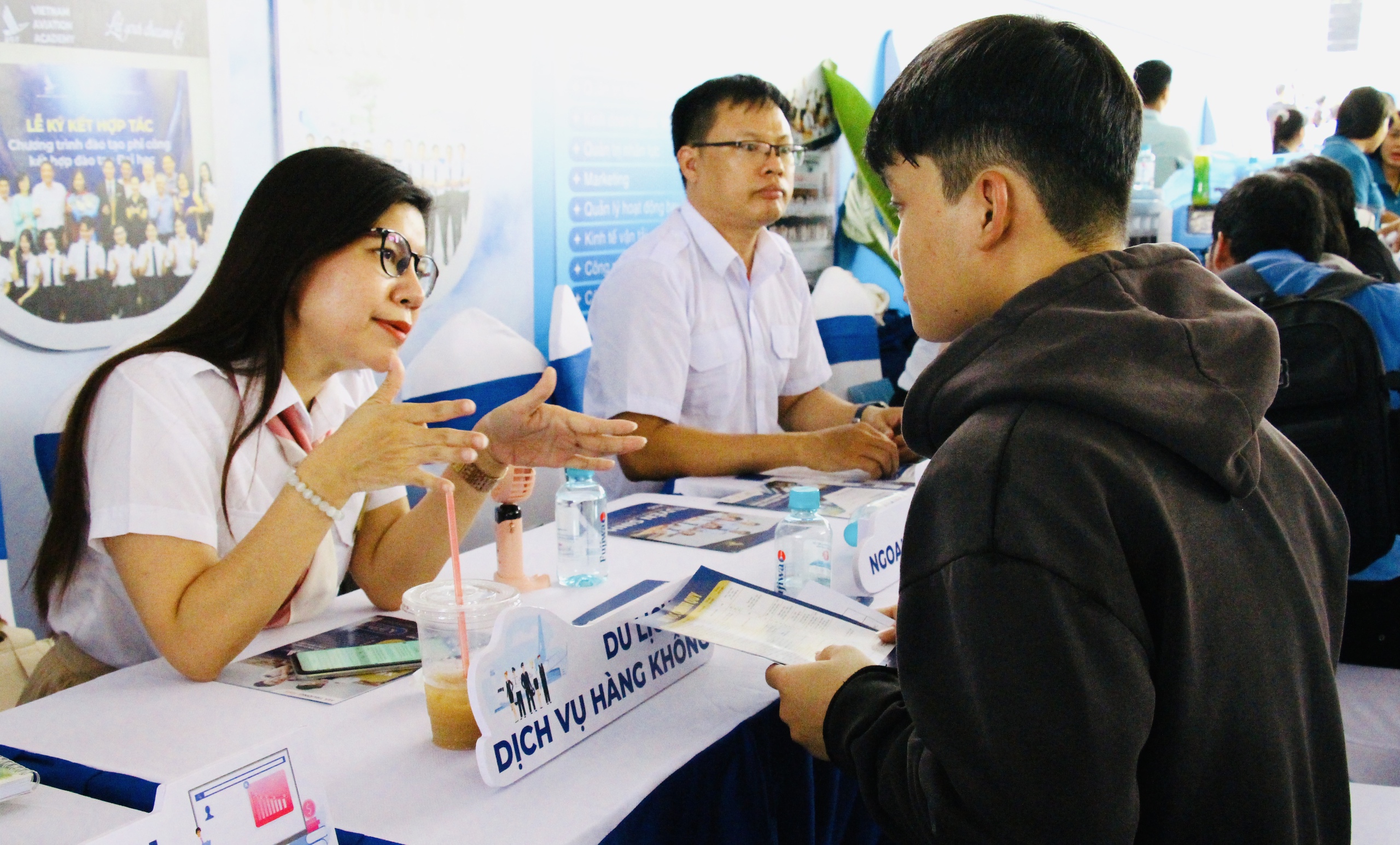 Hơn 10.000 ứng viên "săn vé" tìm cơ hội cất cánh sự nghiệp cùng siêu sân bay Long Thành- Ảnh 5. Hơn 10.000 ứng viên "săn vé" tìm cơ hội cất cánh sự nghiệp cùng siêu sân bay Long Thành- Ảnh 5.