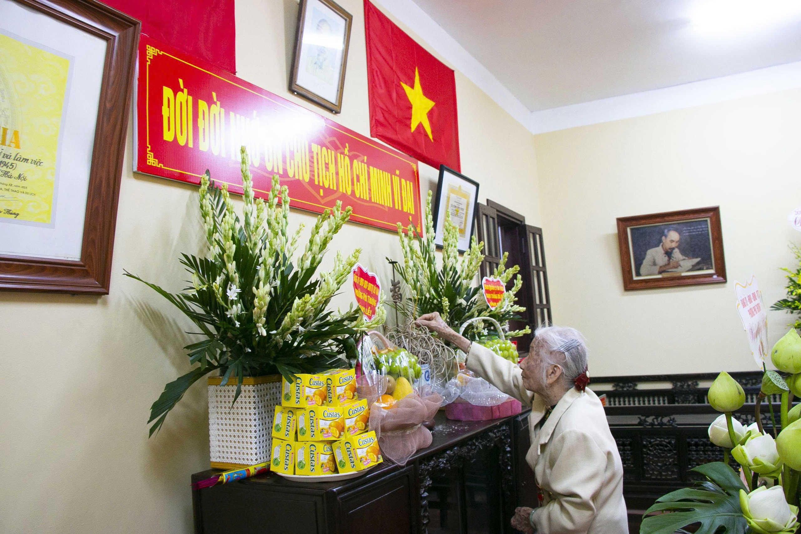 Về Phú Thượng thăm ngôi nhà Bác dừng chân, chuẩn bị cho ngày 2/9/1945- Ảnh 3.