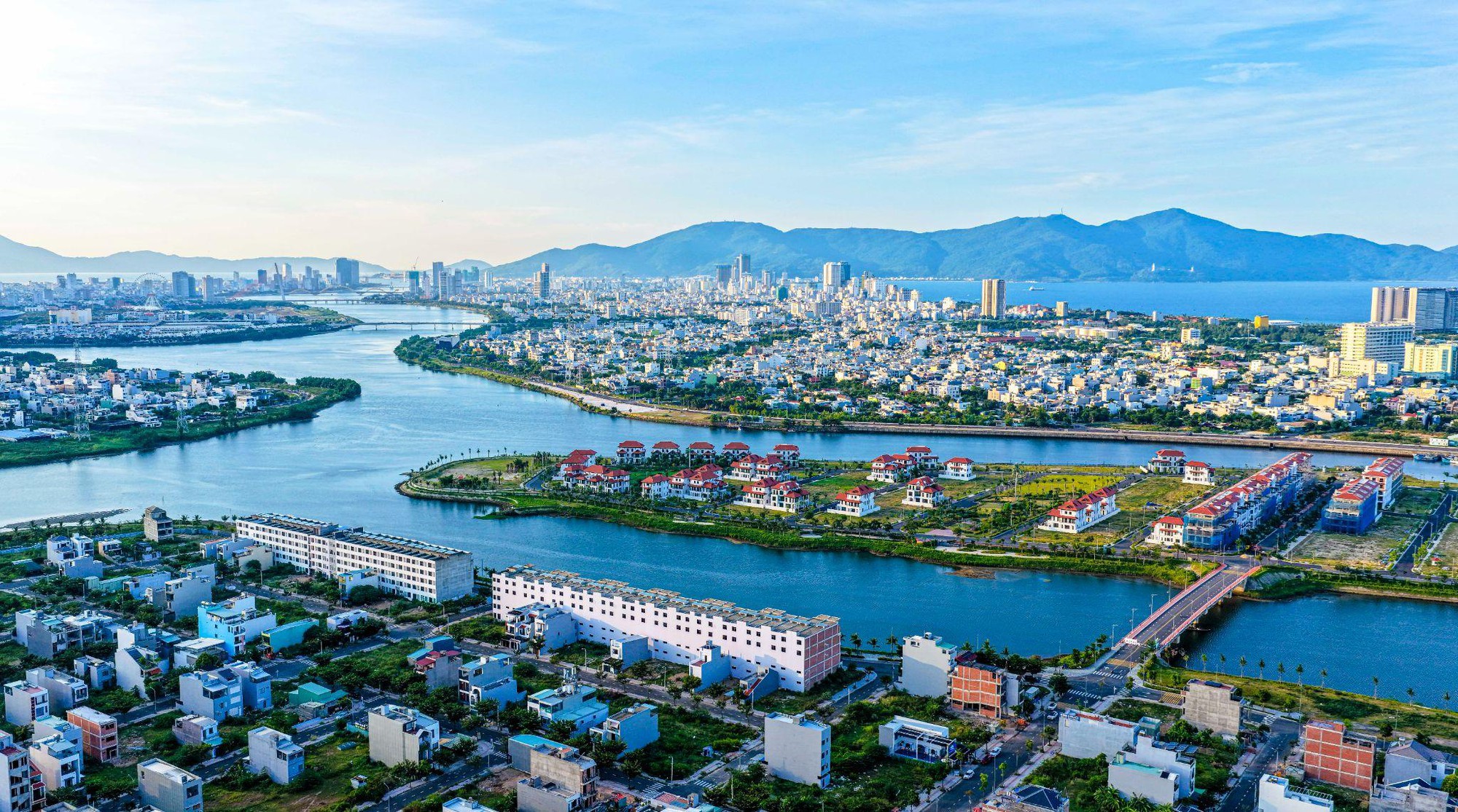 Đại công viên ven sông và loạt tiện ích đẩy giá trị đất nền Nam Hòa Xuân- Ảnh 4.