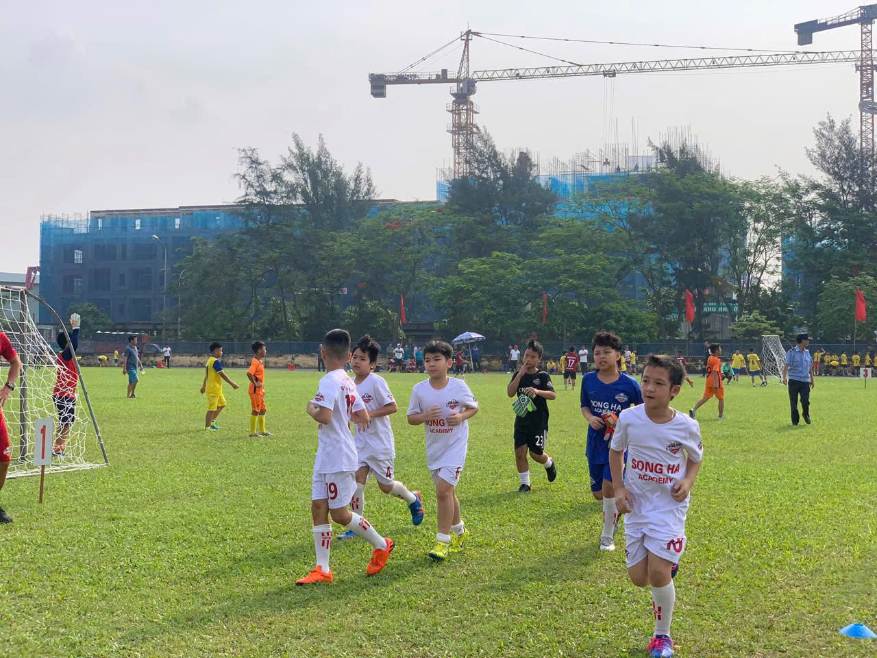 Vận động “Toàn dân rèn luyện thân thể theo gương Bác Hồ vĩ đại”- Ảnh 1.
