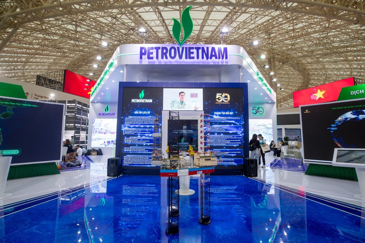 "Petrovietnam - Giữ lửa di sản, kiến tạo năng lượng quốc gia"- Ảnh 1.
