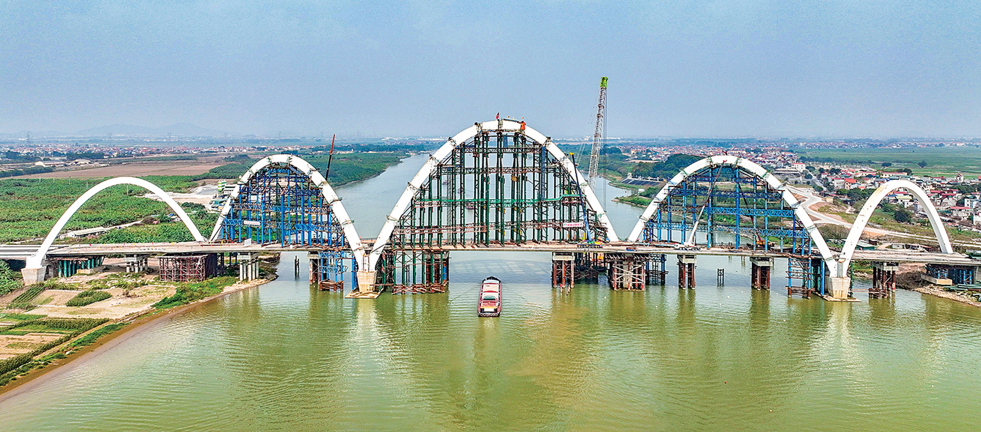 “Qua sông bắc cầu, qua núi khoét núi” xây cầu, hầm nghìn tỷ- Ảnh 3. “Qua sông bắc cầu, qua núi khoét núi” xây cầu, hầm nghìn tỷ- Ảnh 3.