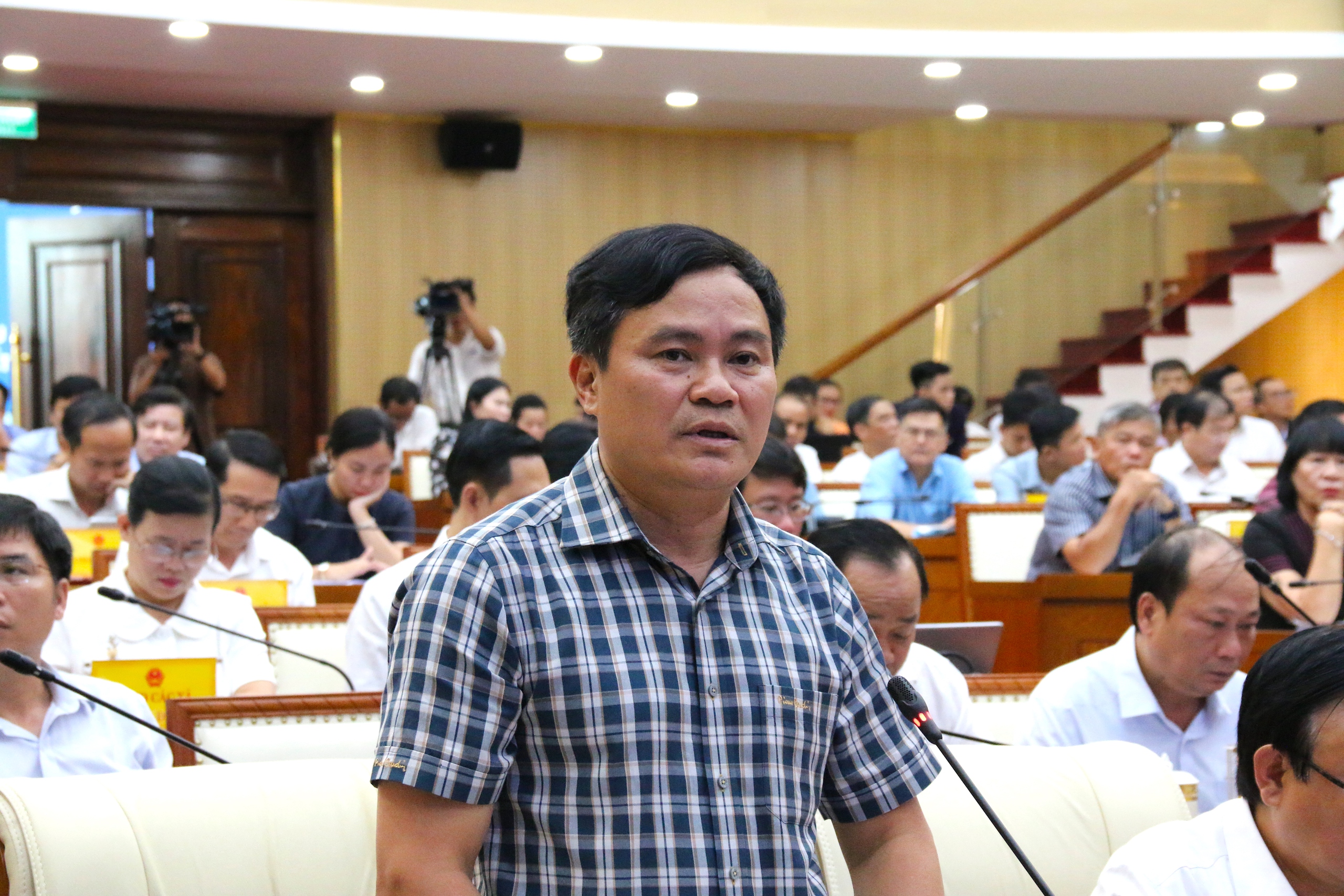 Chủ tịch Quảng Ngãi đối thoại với doanh nghiệp, nhà đầu tư- Ảnh 3. Chủ tịch Quảng Ngãi đối thoại với doanh nghiệp, nhà đầu tư- Ảnh 3.