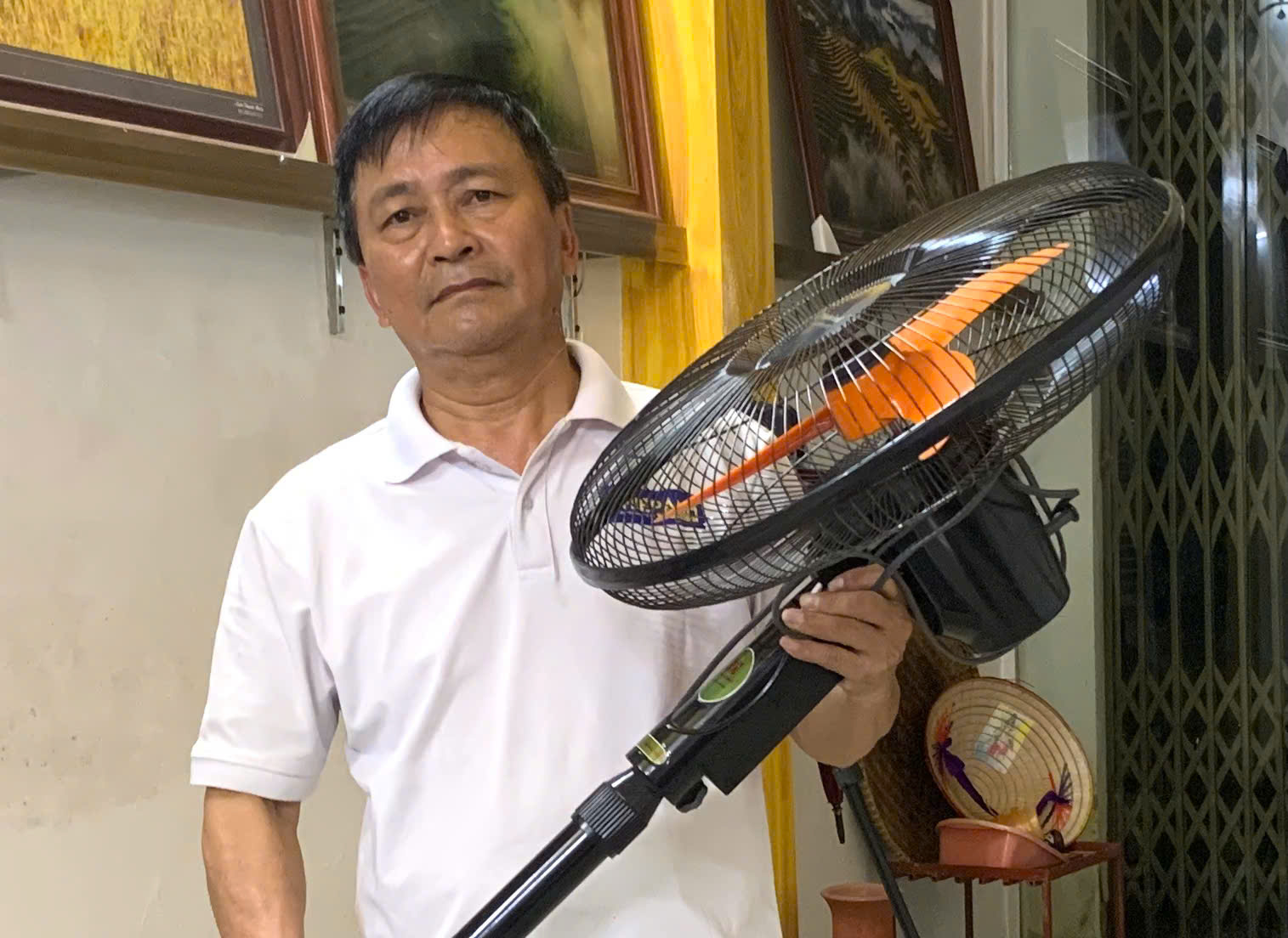 Nước sông dâng cao, người dân ở Lào Cai tất bật di dời tài sản trong đêm- Ảnh 14.