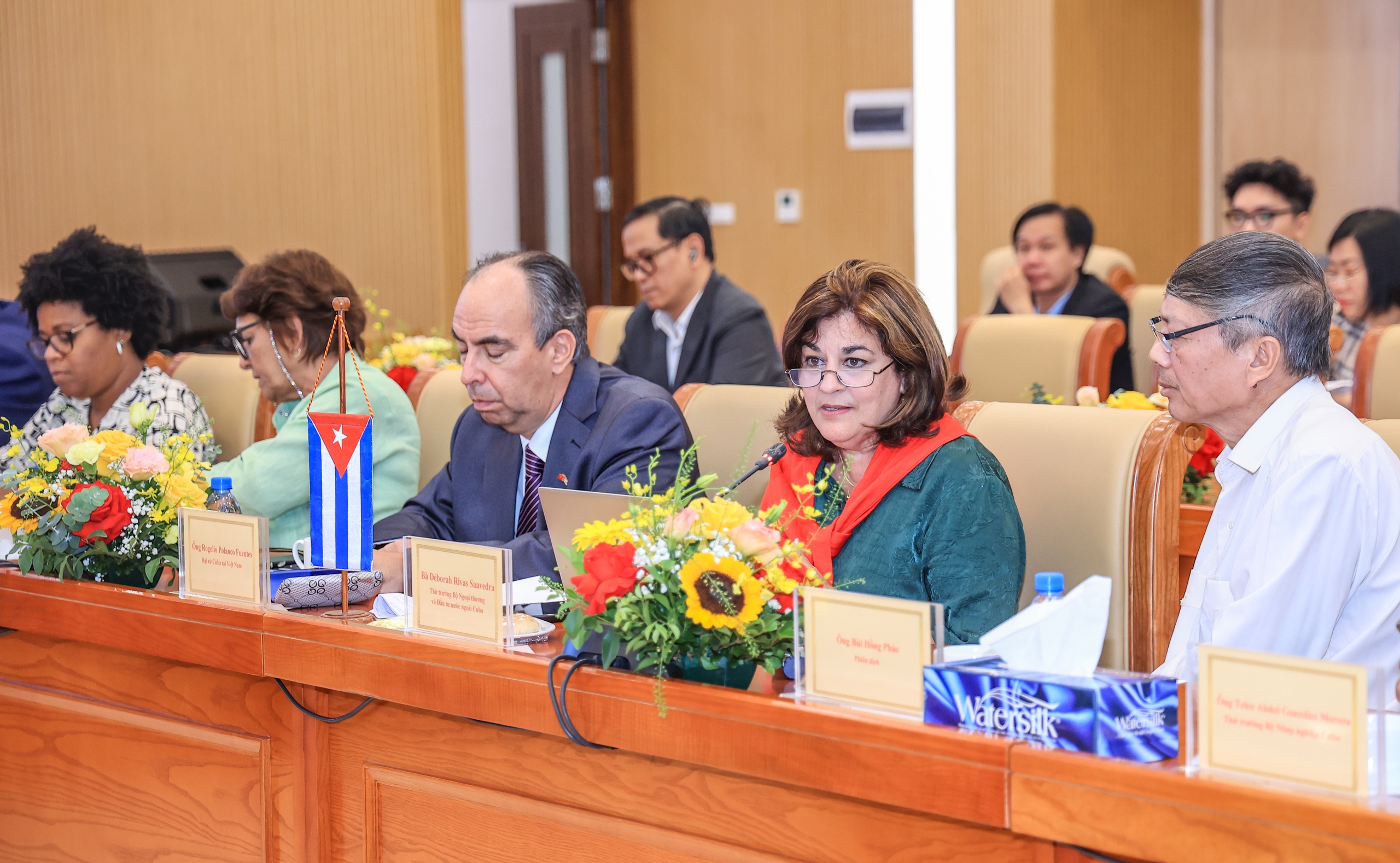 Khai mạc Kỳ họp lần thứ 42 Ủy ban liên Chính phủ Việt Nam - Cuba- Ảnh 3. Khai mạc Kỳ họp lần thứ 42 Ủy ban liên Chính phủ Việt Nam - Cuba- Ảnh 3.