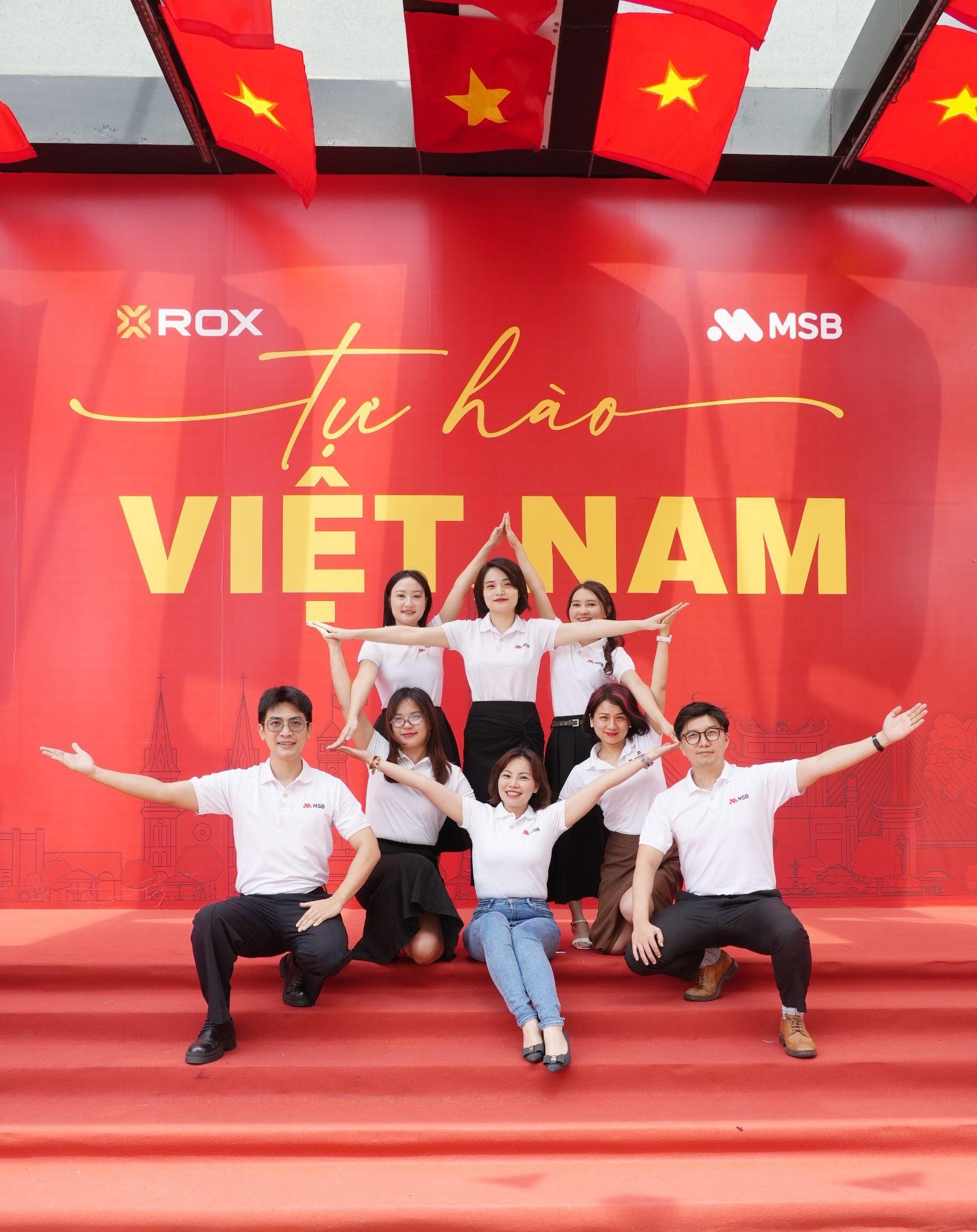 Điểm “check-in yêu nước” cực hot trên đường Nguyễn Chí Thanh- Ảnh 6. Điểm “check-in yêu nước” cực hot trên đường Nguyễn Chí Thanh- Ảnh 6.