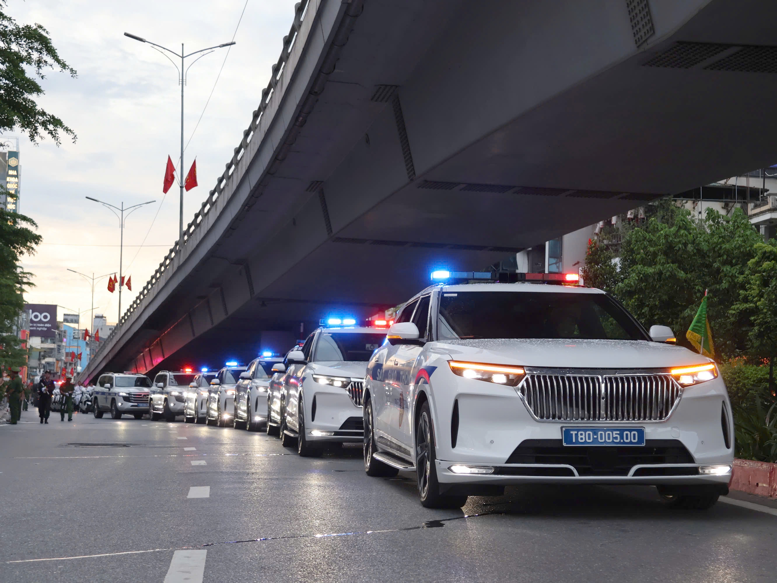 Ngắm dàn xe đặc chủng của lực lượng công an tham dự sơ duyệt diễu binh, diễu hành- Ảnh 1. Ngắm dàn xe đặc chủng của lực lượng công an tham dự sơ duyệt diễu binh, diễu hành- Ảnh 1.