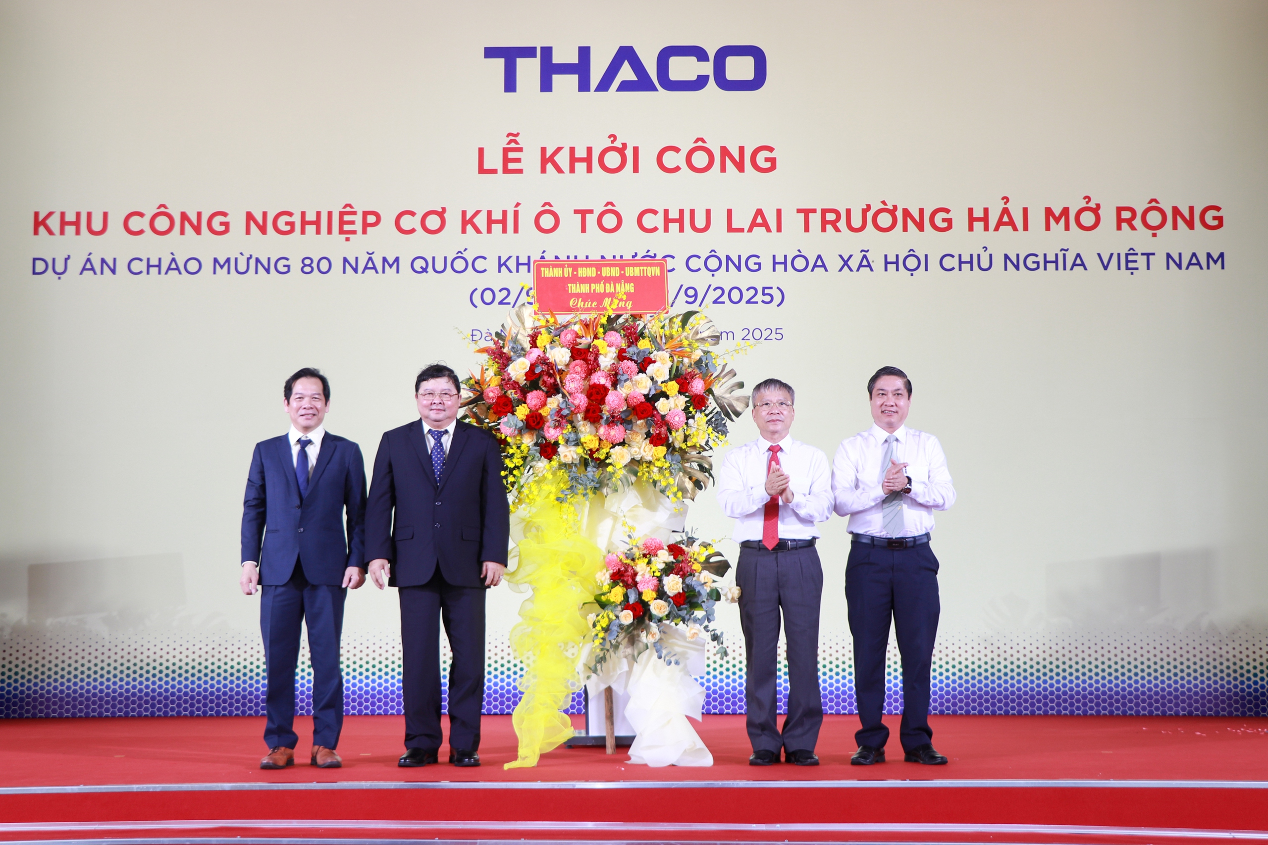 Khởi công dự án KCN cơ khí ô tô Chu Lai Trường Hải mở rộng, tổng mức đầu tư 8.000 tỷ đồng- Ảnh 1. Khởi công dự án KCN cơ khí ô tô Chu Lai Trường Hải mở rộng, tổng mức đầu tư 8.000 tỷ đồng- Ảnh 1.