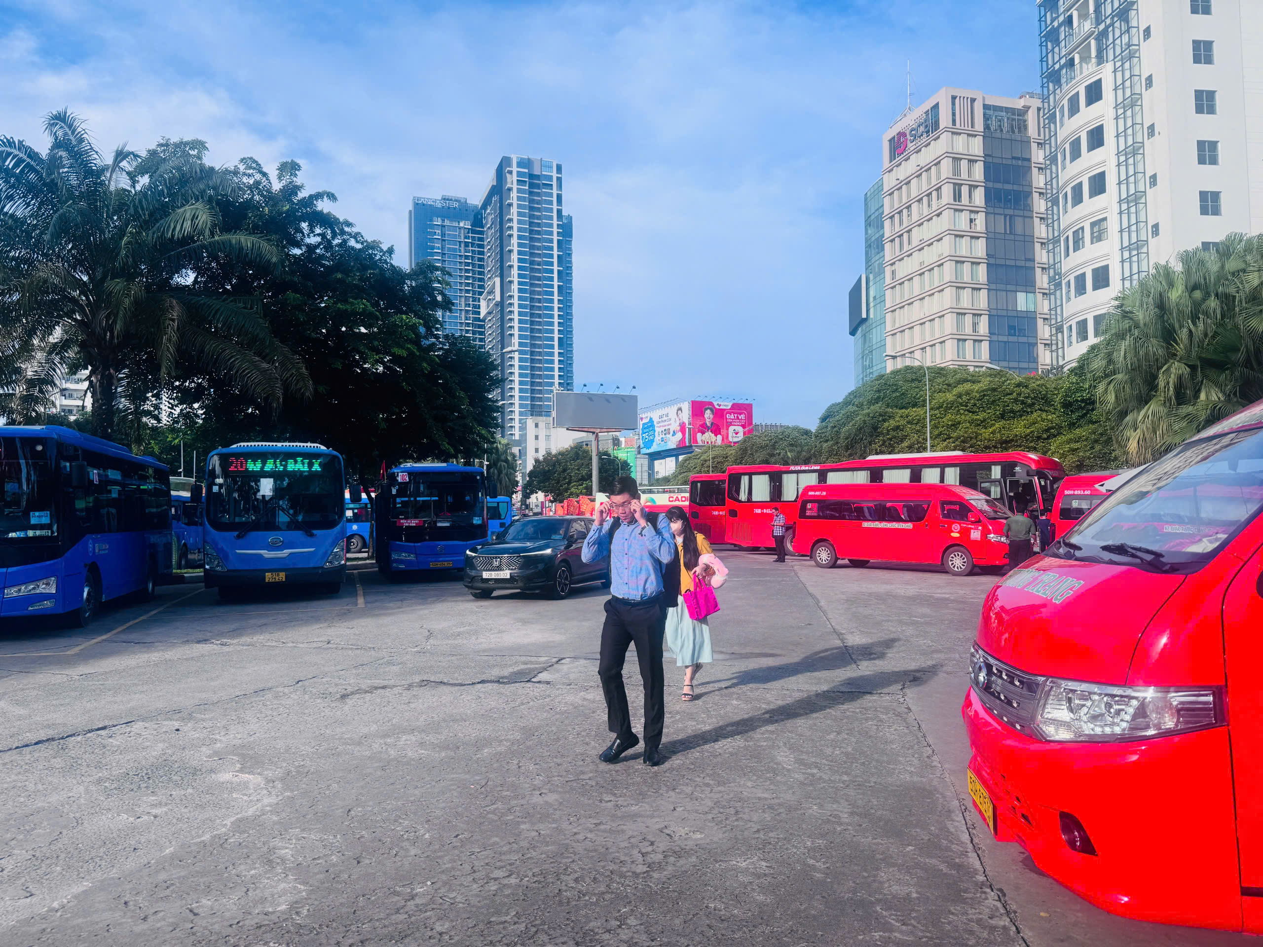 TP.HCM: Cán bộ đi làm xa được hỗ trợ tiền thuê nhà từ 4,8 - 10,4 triệu/tháng- Ảnh 2. TP.HCM: Cán bộ đi làm xa được hỗ trợ tiền thuê nhà từ 4,8 - 10,4 triệu/tháng- Ảnh 2.
