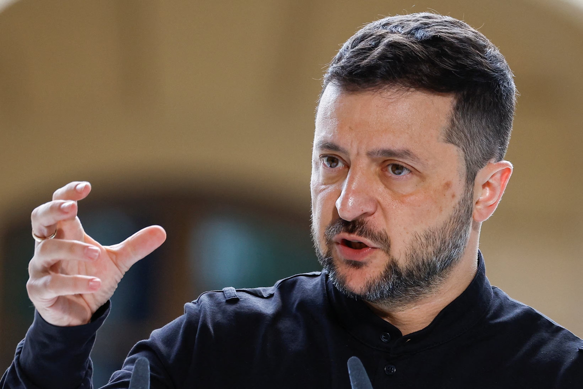 Ông Zelensky: Cần xác định rõ nước nào sẽ giúp Ukraine phòng thủ? - Ảnh 1. Ông Zelensky: Cần xác định rõ nước nào sẽ giúp Ukraine phòng thủ? - Ảnh 1.