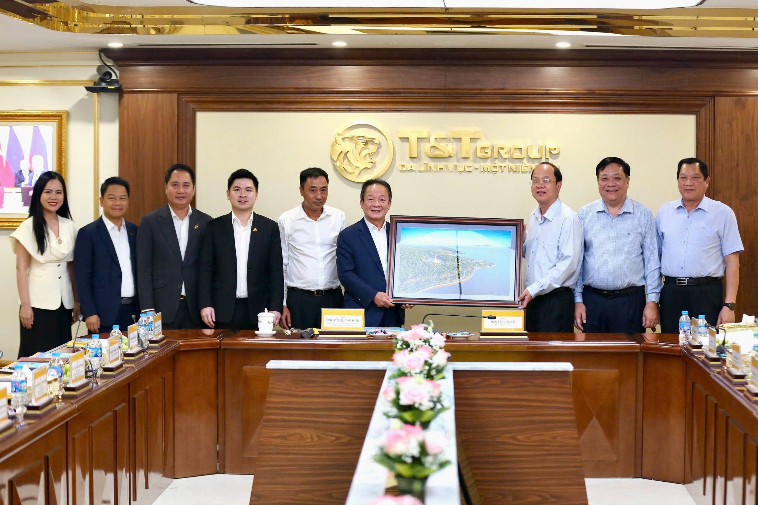 T&T Group đề xuất nghiên cứu đầu tư nhiều dự án chiến lược, đột phá tại Cà Mau- Ảnh 1. T&T Group đề xuất nghiên cứu đầu tư nhiều dự án chiến lược, đột phá tại Cà Mau- Ảnh 1.