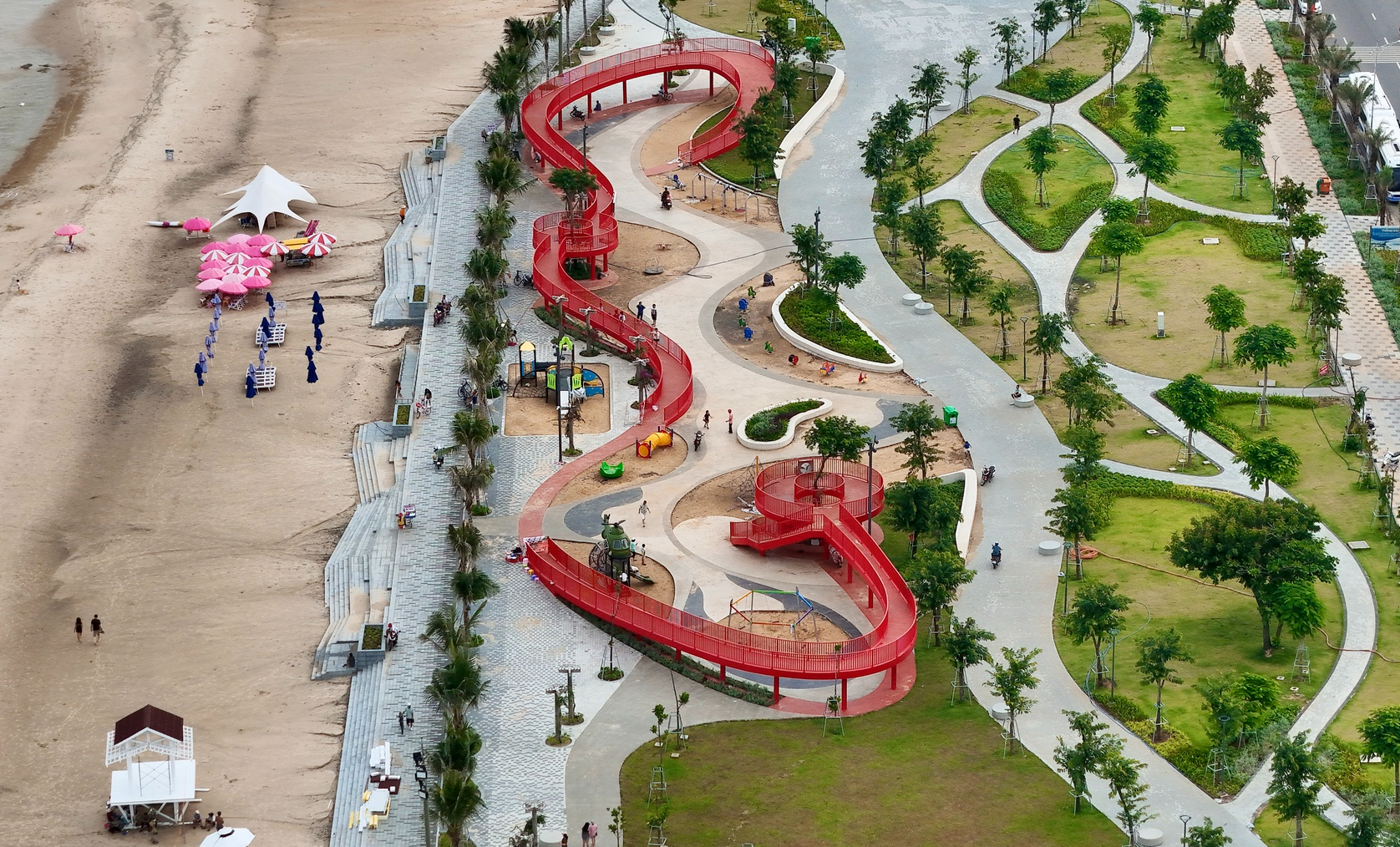 Bãi Sau TP.HCM đã khoác áo mới rực rỡ trước giờ G, sẵn sàng phục vụ khách vui lễ 2/9- Ảnh 5. Bãi Sau TP.HCM đã khoác áo mới rực rỡ trước giờ G, sẵn sàng phục vụ khách vui lễ 2/9- Ảnh 5.