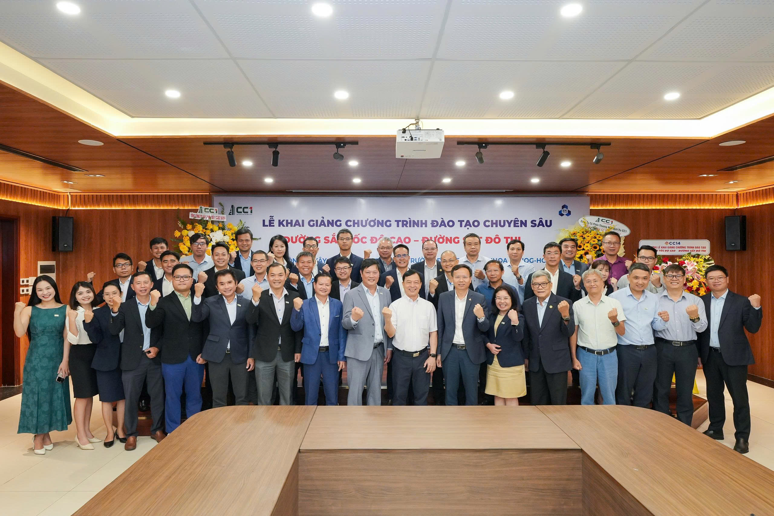 CC1 và Trường ĐH Bách khoa TP.HCM mở khóa chuyên sâu về đường sắt tốc độ cao- Ảnh 1. CC1 và Trường ĐH Bách khoa TP.HCM mở khóa chuyên sâu về đường sắt tốc độ cao- Ảnh 1.