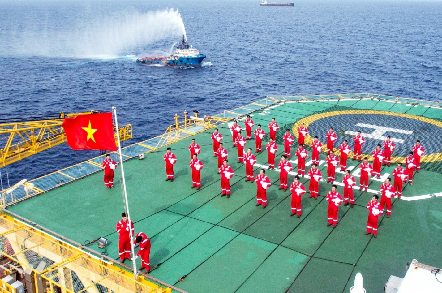  Petrovietnam khát vọng vươn mình trong nhiệm kỳ mới- Ảnh 1.