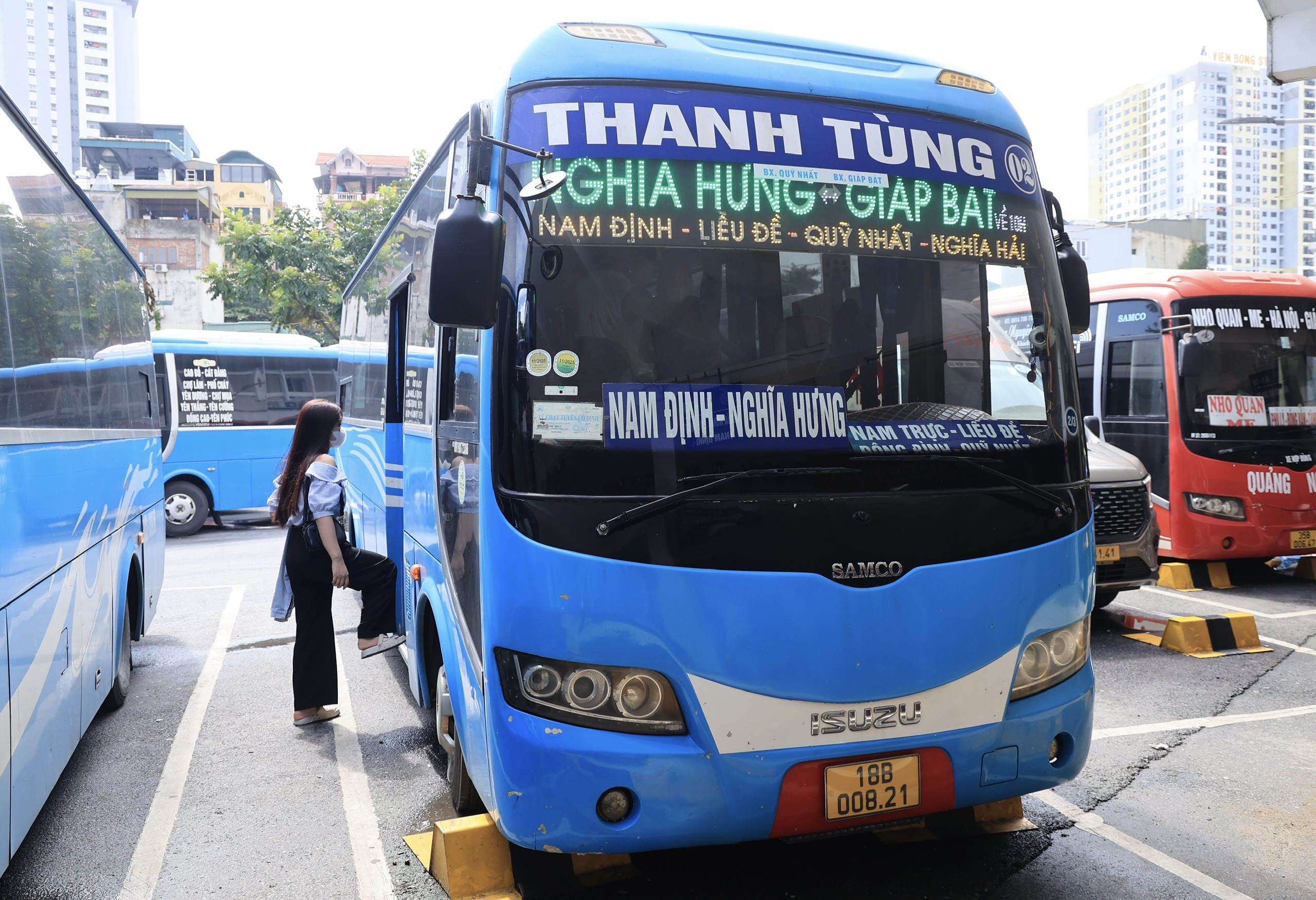 Bến xe Hà Nội thưa khách ngày đầu kỳ nghỉ lễ Quốc khánh- Ảnh 11. Bến xe Hà Nội thưa khách ngày đầu kỳ nghỉ lễ Quốc khánh- Ảnh 11.