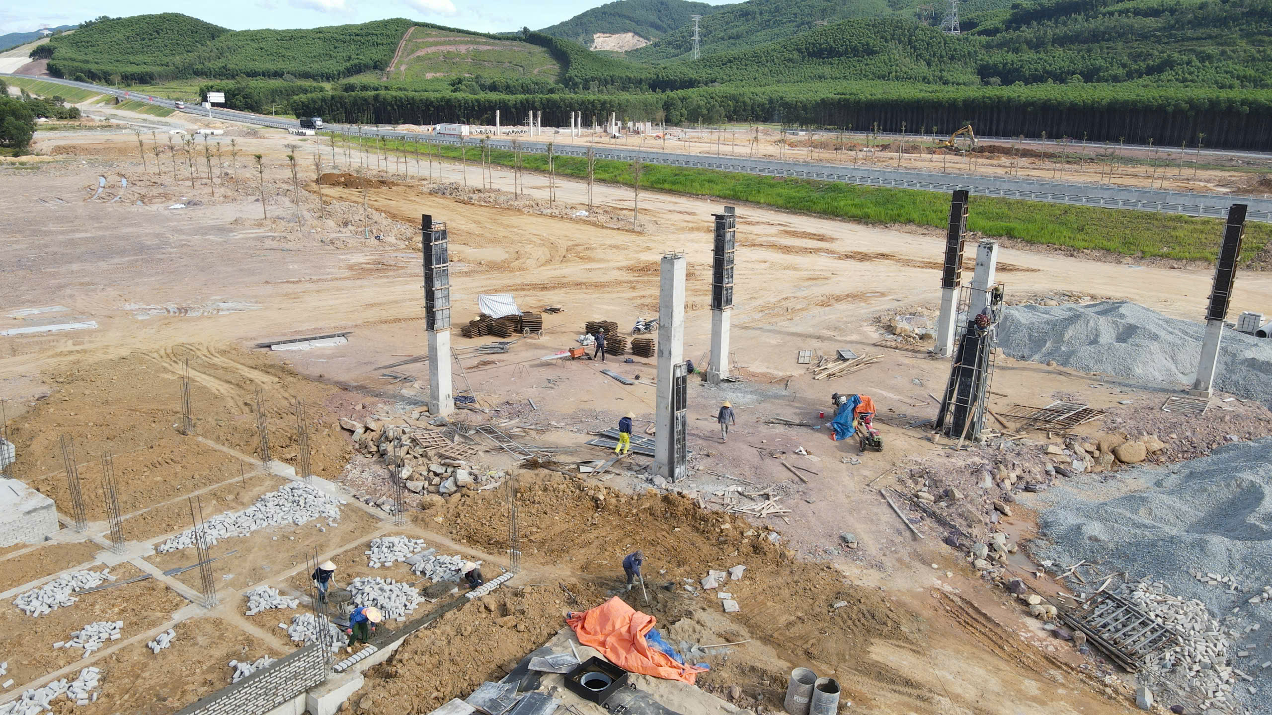Du khách lưu ý gì khi đến các trạm dừng nghỉ trên cao tốc qua Bắc Trung Bộ?- Ảnh 10.