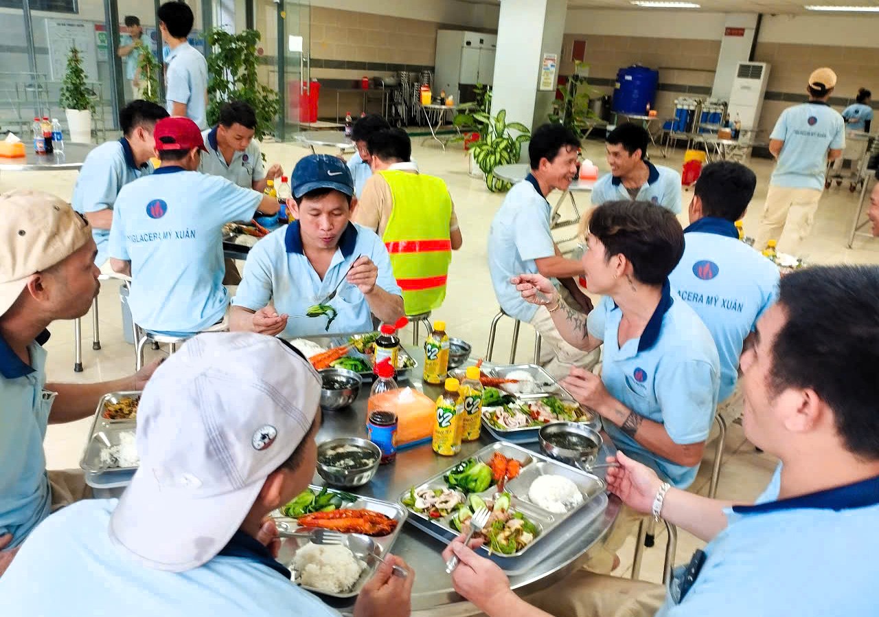 Viglacera gắn kết yêu thương với "Bữa cơm Công đoàn"- Ảnh 19.