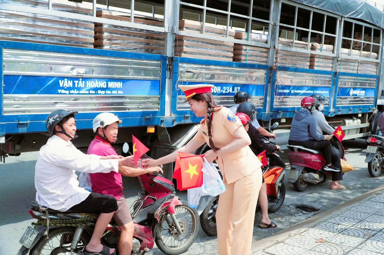 CSGT Đồng Nai hướng dẫn 4 lộ trình tránh nhiều đoạn ùn tắc trên quốc lộ 51 dịp lễ 2/9- Ảnh 3.