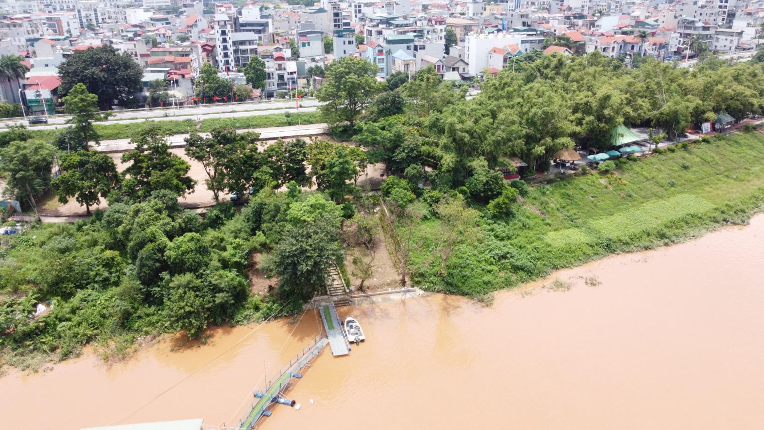 Nơi Bác Hồ dừng chân đầu tiên tại Hà Nội sau khi trở về từ Việt Bắc- Ảnh 1. E:\Năm 2025\Tháng 8\Hình ảnh\Di tích Phú Thượng\Ảnh lọc\1.JPG