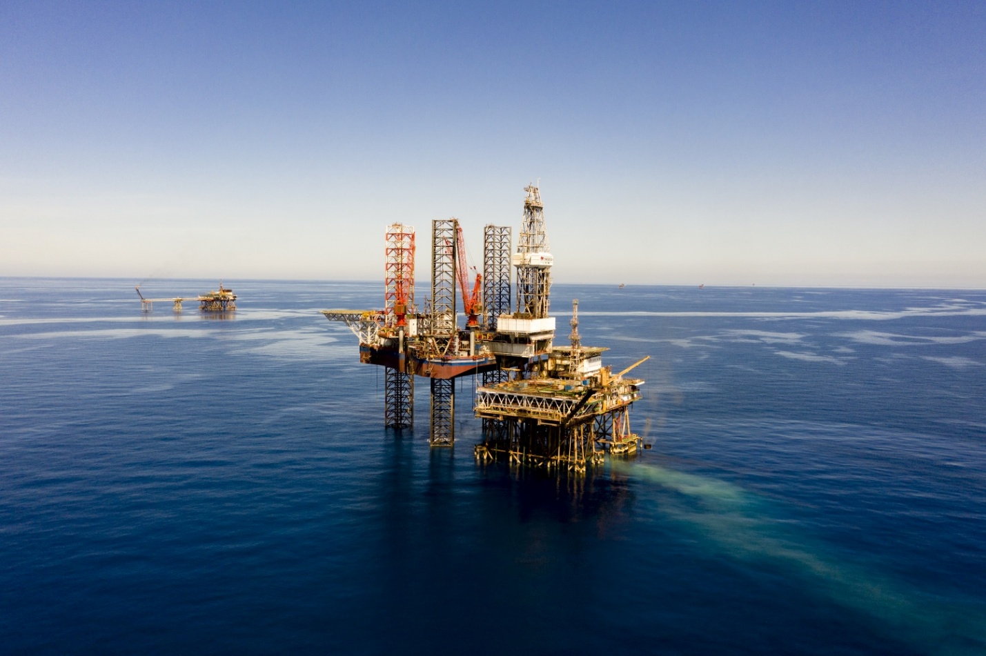 Petrovietnam - Biểu tượng bản lĩnh và khát vọng Việt Nam- Ảnh 3. Petrovietnam - Biểu tượng bản lĩnh và khát vọng Việt Nam- Ảnh 3.