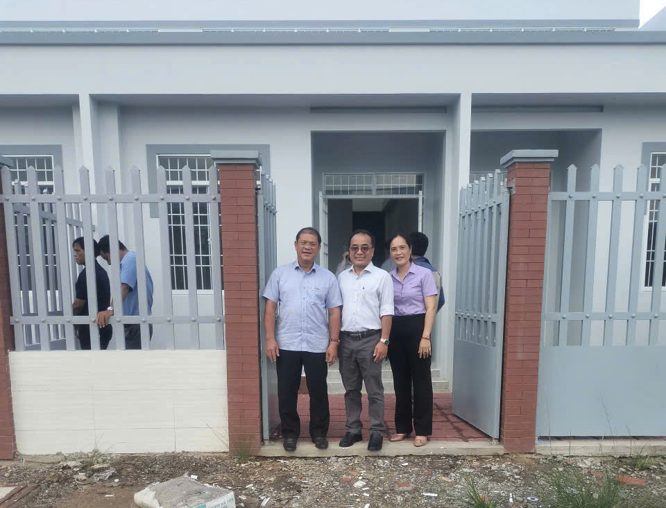 Công ty CP Đầu tư - Phát triển nhà Cà Mau: Vượt khó để hoàn thành dự án nhà ở xã hội- Ảnh 1. Công ty CP Đầu tư - Phát triển nhà Cà Mau: Vượt khó để hoàn thành dự án nhà ở xã hội- Ảnh 1.