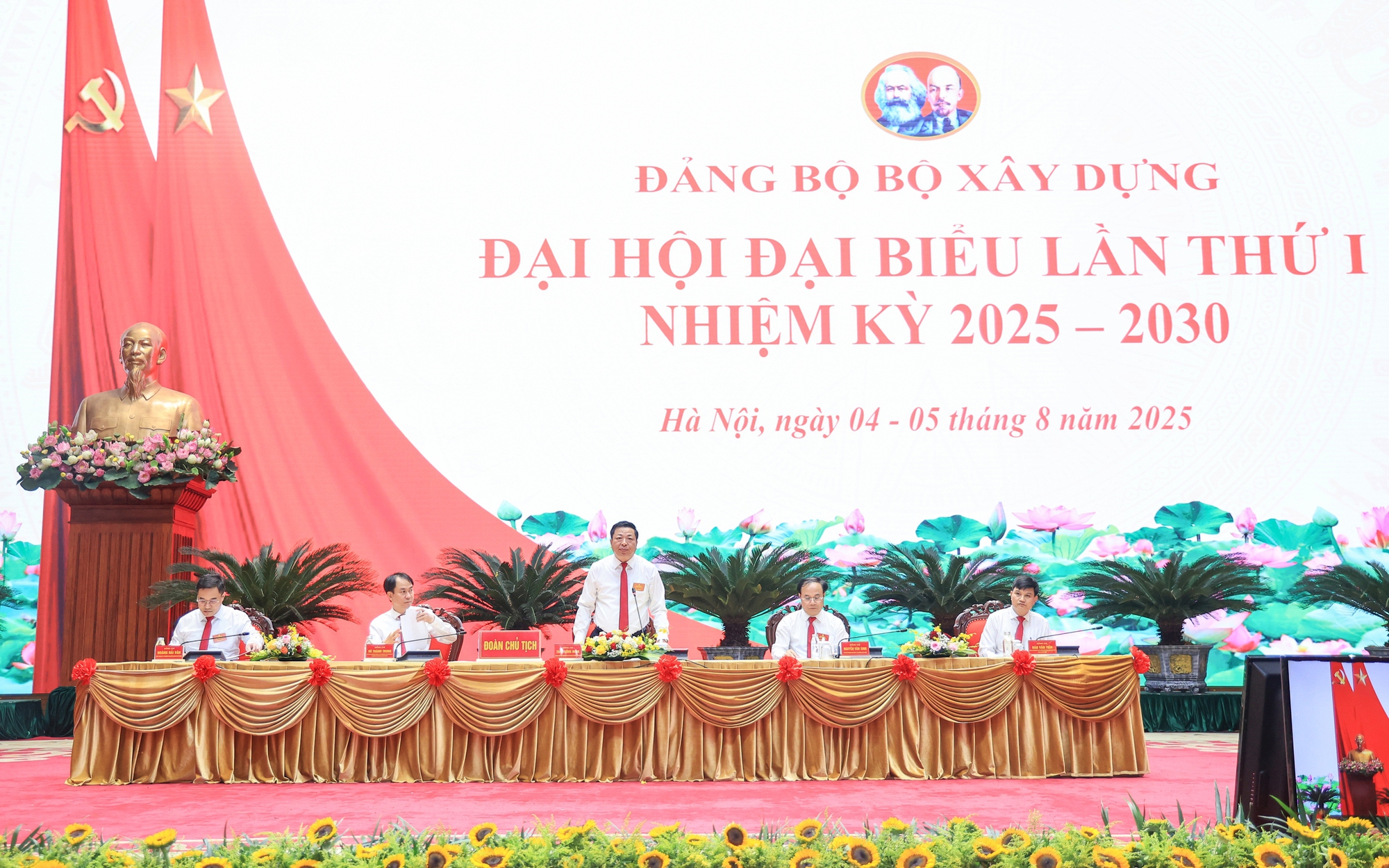 Đại hội Đảng bộ Bộ Xây dựng lần thứ I: Tạo khí thế mới, xung lực mới