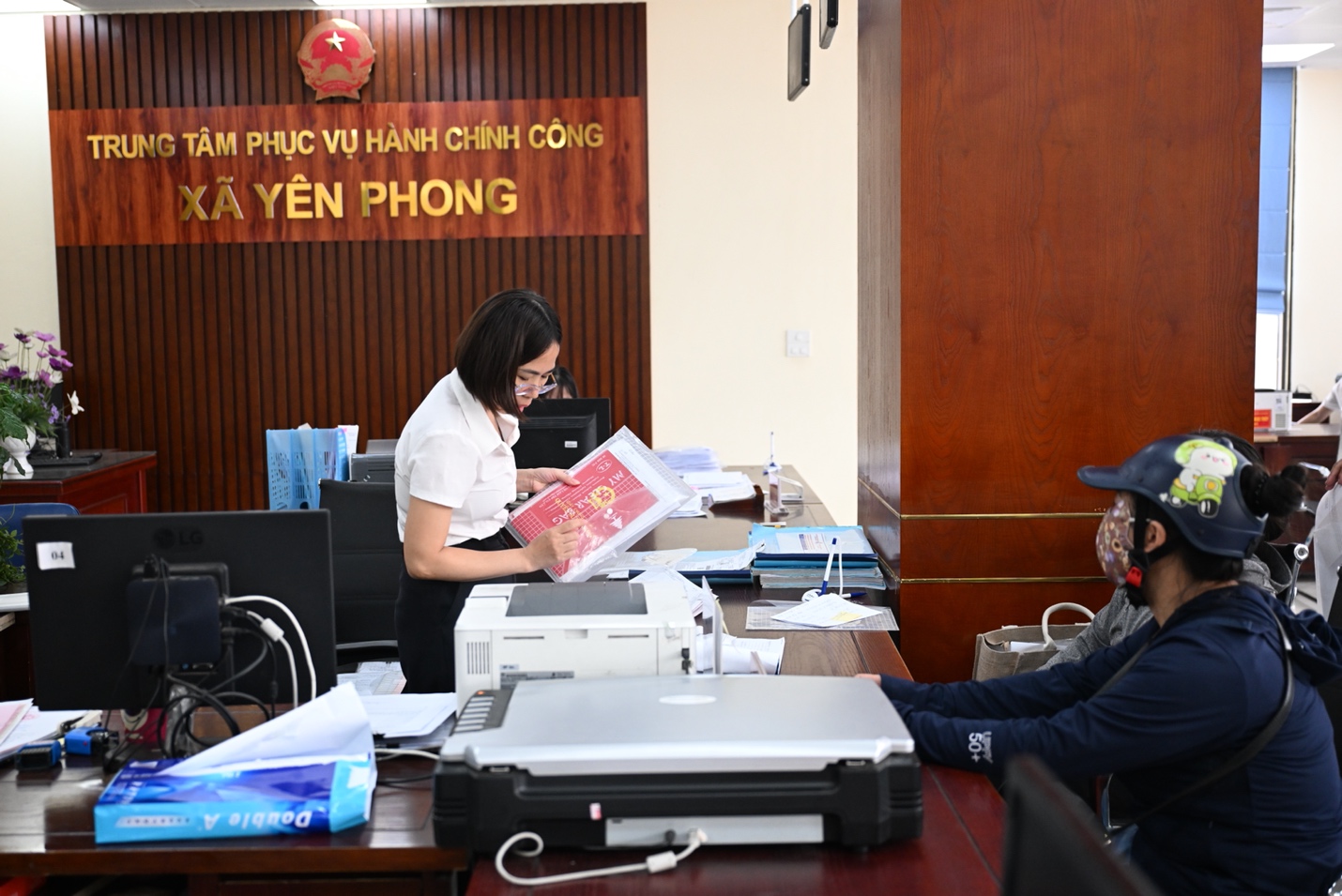 Chính quyền địa phương hai cấp: Gỡ nút thắt để vận hành thông suốt- Ảnh 1. Chính quyền địa phương hai cấp: Gỡ nút thắt để vận hành thông suốt- Ảnh 1.