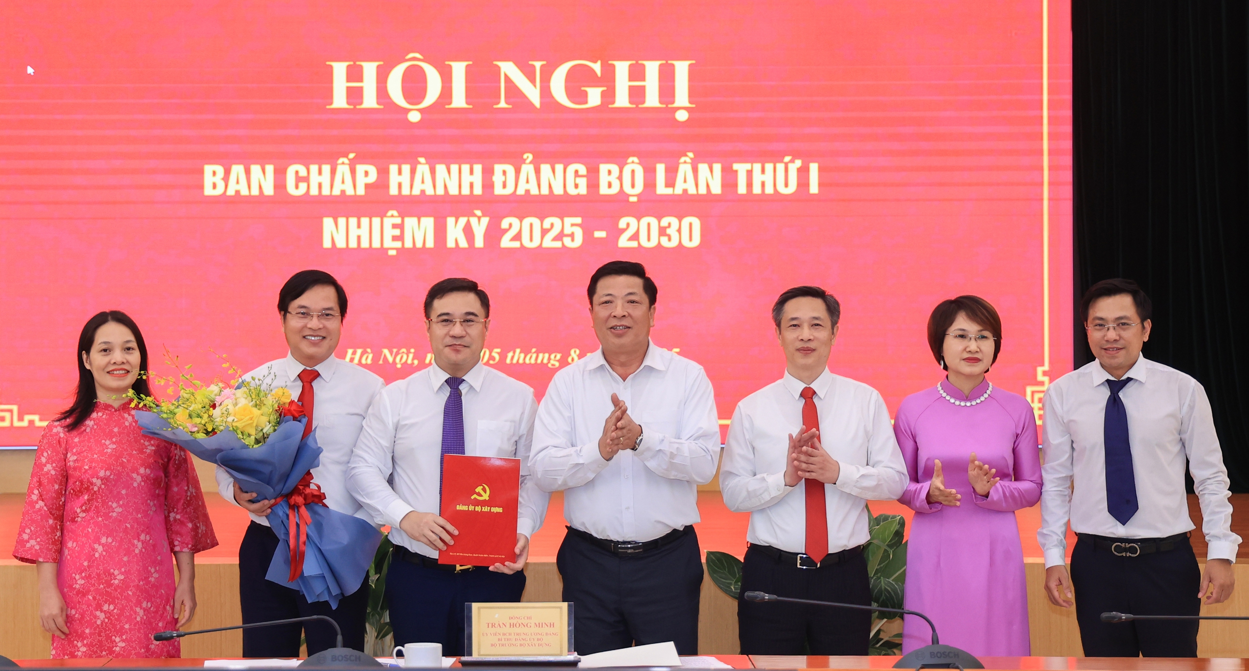 Đảng bộ Bộ Xây dựng: Tăng tốc ngay từ đầu nhiệm kỳ, hướng tới mục tiêu phát triển bền vững- Ảnh 2.